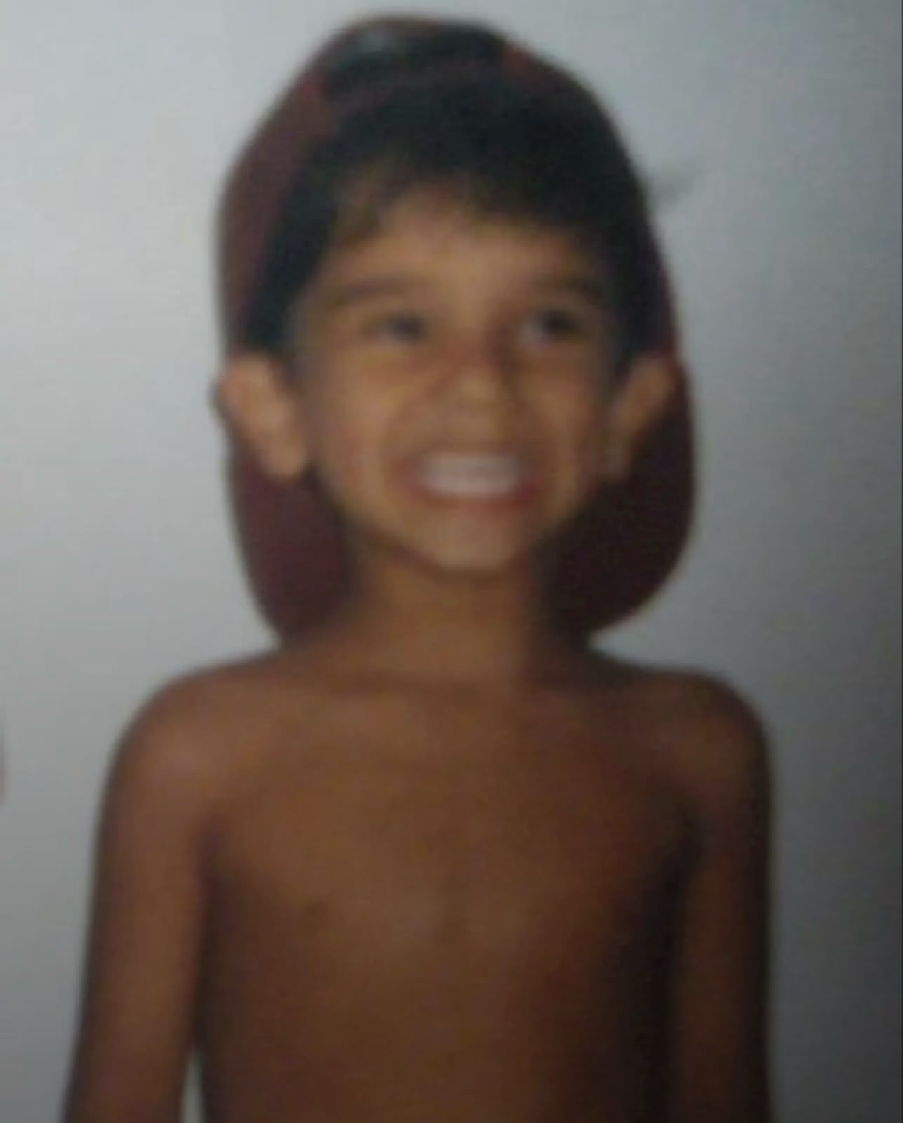 Foto de infância que representa o começo da Smile Produtos Criativos